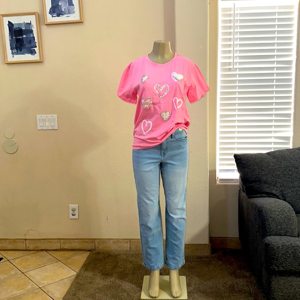 Shirt embroidered with stones